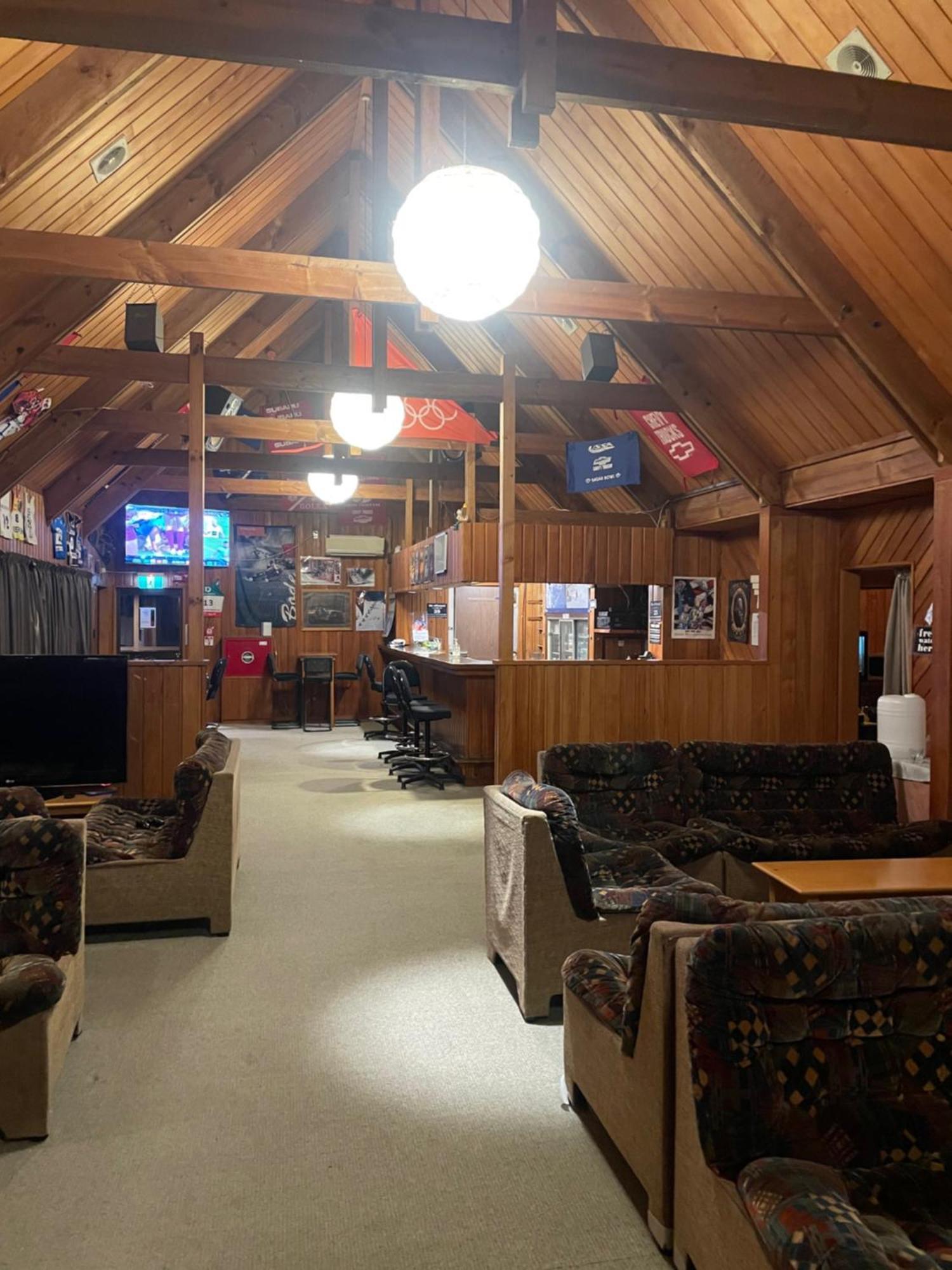 Cedar Chalets And Barkers Lodge Methven Esterno foto