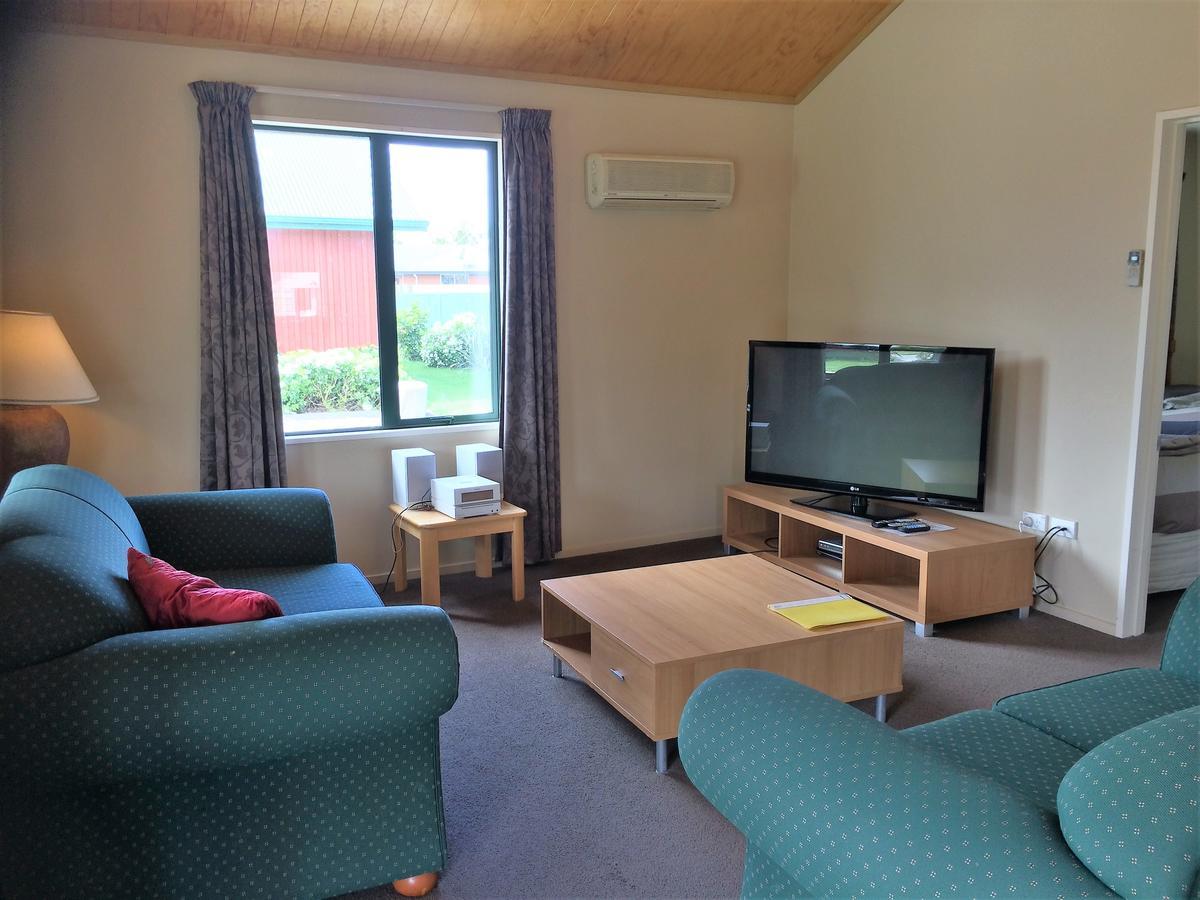 Cedar Chalets And Barkers Lodge Methven Esterno foto