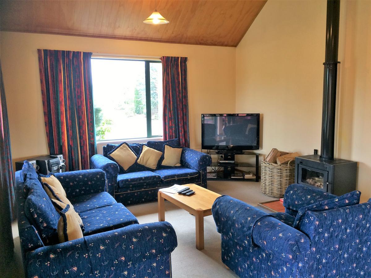 Cedar Chalets And Barkers Lodge Methven Esterno foto